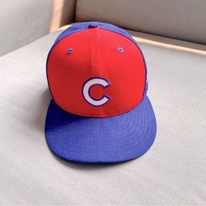 New Era Chicago Cubs Cap.  Classic Styling.  Fitted 7 1/2.  BNWOT.